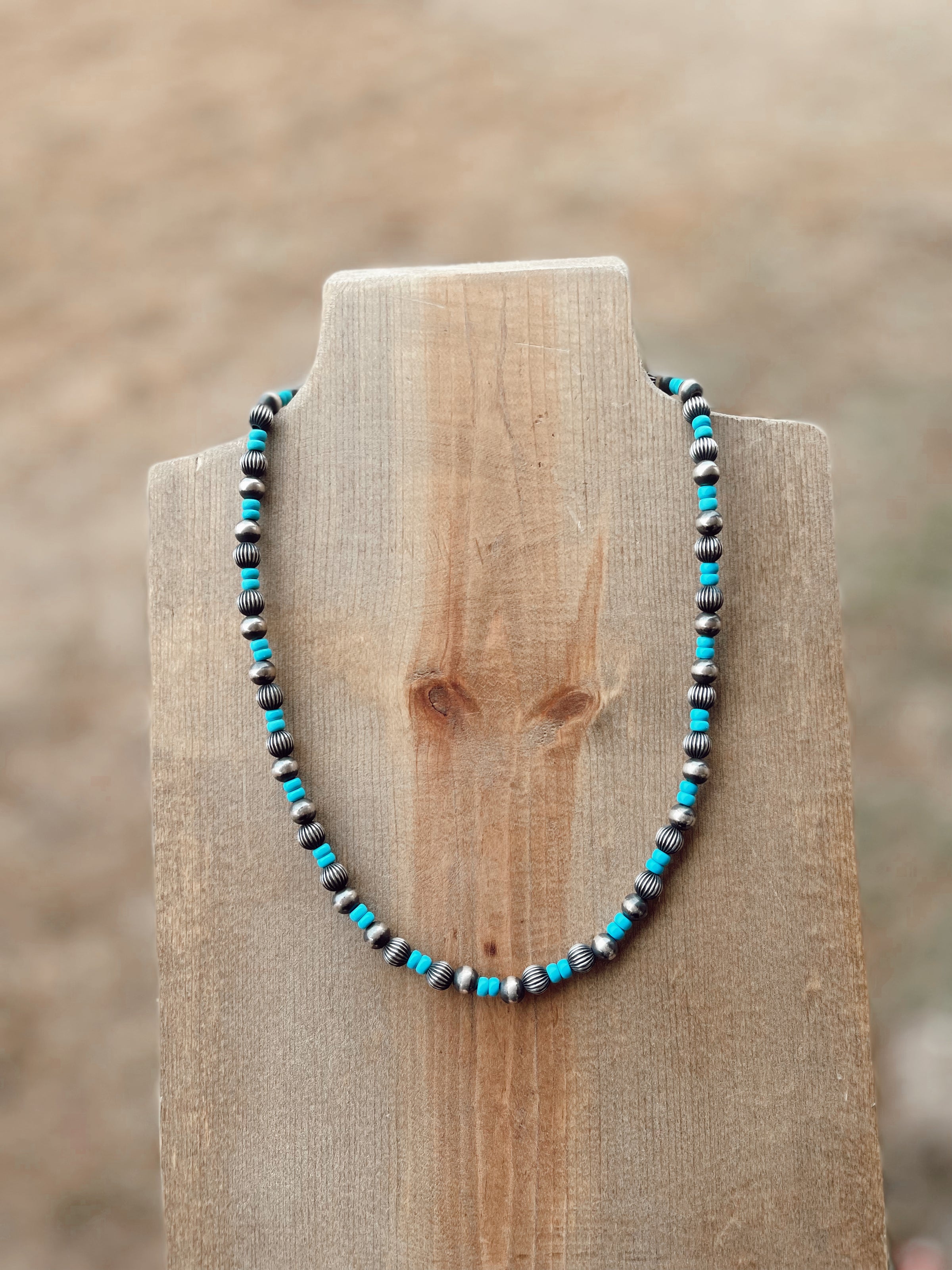 20” Turquoise & Pearl Necklace